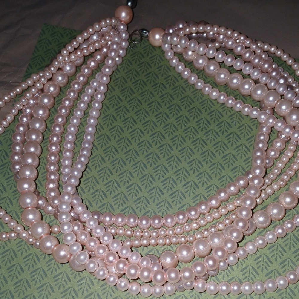Vintage 7 Strand Elegant Pink Pearl Necklace